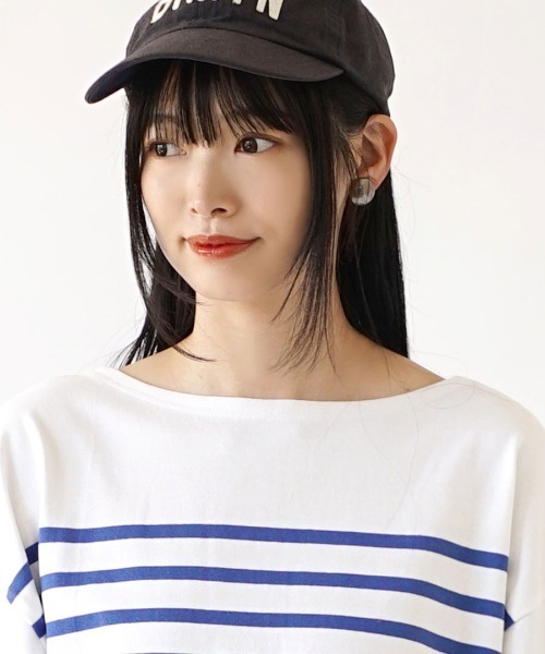 zootie(ズーティー)の「【水と油分を弾いて汚れにくい!】シミヘン加工 フレンチバスク オーバーサイズカットソー(Tシャツ/カットソー・レディース・ホワイト×ブルー/ホワイト×レッド/ホワイト×グレー/ホワイト×ブラック/ブルー系その他/イエロー系その他2/ネイビー系1/ベージュ系その他/ネイビー×ホワイト・フリー)」の22枚目の写真