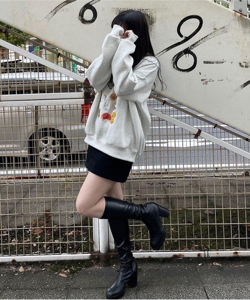 Chick（チック）の「RETRO CREW NECK SWEAT / レトロ柄クルーネックスウェット（スウェット・レディース・ブラック/グレー・FREE）」の12枚目の写真