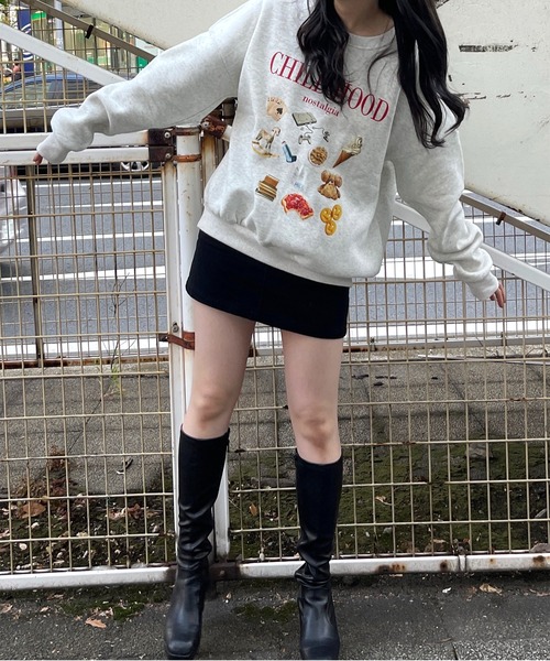 Chick（チック）の「RETRO CREW NECK SWEAT / レトロ柄クルーネックスウェット（スウェット・レディース・ブラック/グレー・FREE）」の9枚目の写真