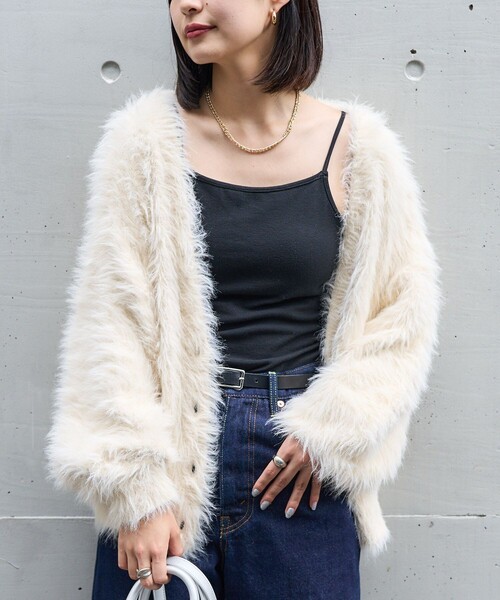 PUBLUX（パブリュクス）の「PUBLUX/パブリュクス フェザーヤーンVネックカーディガン　限定展開（カーディガン/ボレロ・レディース・チャコールグレー/ナチュラル/サックスブルー・ﾌﾘ-）」の3枚目の写真