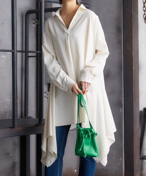 Soiunique（スワユニーク）の「裾変形ゆったりスキッパーチュニック ［Soiunique］（シャツ/ブラウス・レディース・アイボリー/カーキ/ブラック・FREE）」の12枚目の写真