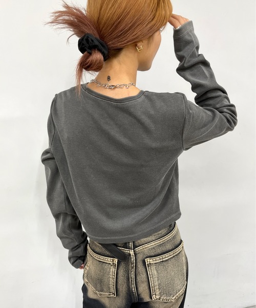 WHO'S WHO gallery（フーズフーギャラリー）の「【SLOPPY/スロッピー】SLOPPYハートワッペンピグメントトップス（Tシャツ/カットソー・レディース・カーキ/ブルー/ブラウン/グレー/チャコールグレー/ライトグレー/オフホワイト/グレー系その他・FREE）」の10枚目の写真