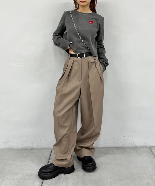 WHO'S WHO gallery（フーズフーギャラリー）の「【SLOPPY/スロッピー】SLOPPYハートワッペンピグメントトップス（Tシャツ/カットソー・レディース・カーキ/ブルー/ブラウン/グレー/チャコールグレー/ライトグレー/オフホワイト/グレー系その他・FREE）」の12枚目の写真