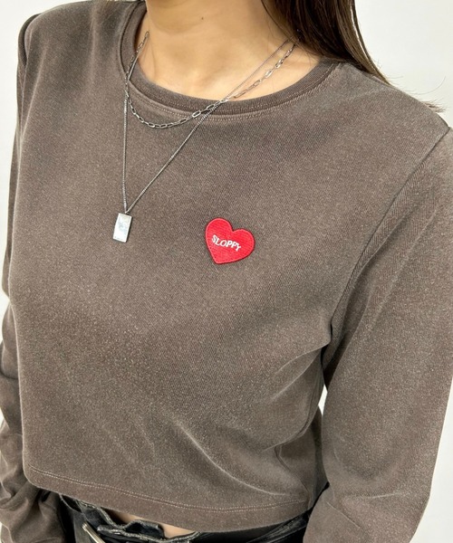 WHO'S WHO gallery（フーズフーギャラリー）の「【SLOPPY/スロッピー】SLOPPYハートワッペンピグメントトップス（Tシャツ/カットソー・レディース・カーキ/ブルー/ブラウン/グレー/チャコールグレー/ライトグレー/オフホワイト/グレー系その他・FREE）」の16枚目の写真