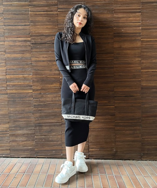 MICHAEL KORS（マイケルコース）の「THE MICHAEL BAG キャンバス トップジップ トート スモール（トートバッグ・レディース・ブラック・FREE）」の16枚目の写真