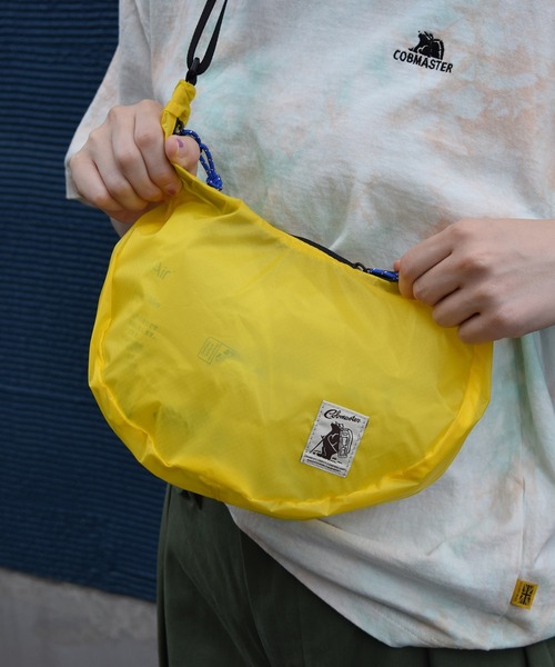 COBMASTER(コブマスター)の「【COBMASTER/コブマスター】COB BANANA SHOULDER BAG 7241(ショルダーバッグ・メンズ・サーモンピンク/サックスブルー系/イエロー/ライトブラウン・FREE)」の11枚目の写真