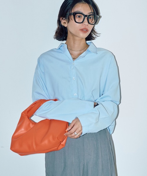 LIENCOEUR（リアンクール）の「オーバールーズシャツ（シャツ/ブラウス・レディース・ホワイト/ブルー・FREE）」の2枚目の写真