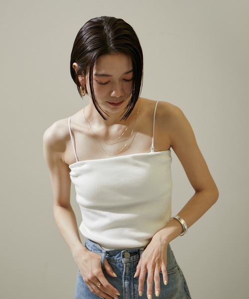 SALON adam et rope'（サロン アダム エ ロペ）の「コットンリブカップ付きベアキャミ（チューブトップ・レディース・ホワイト/ブラック・FREE）」の2枚目の写真