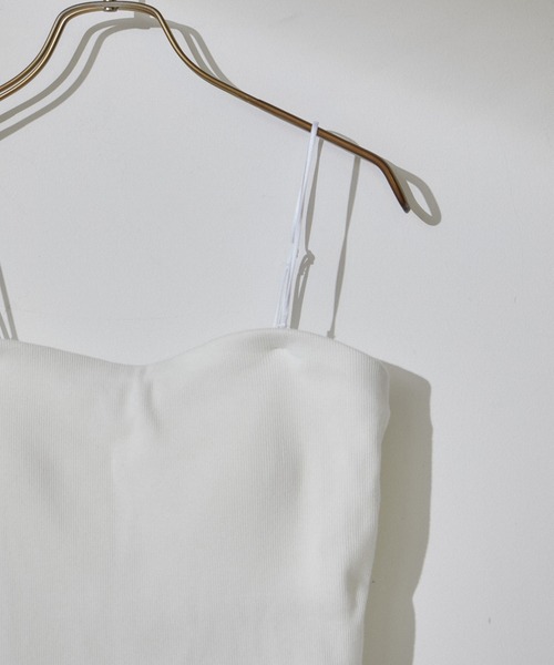 SALON adam et rope'（サロン アダム エ ロペ）の「コットンリブカップ付きベアキャミ（チューブトップ・レディース・ホワイト/ブラック・FREE）」の8枚目の写真
