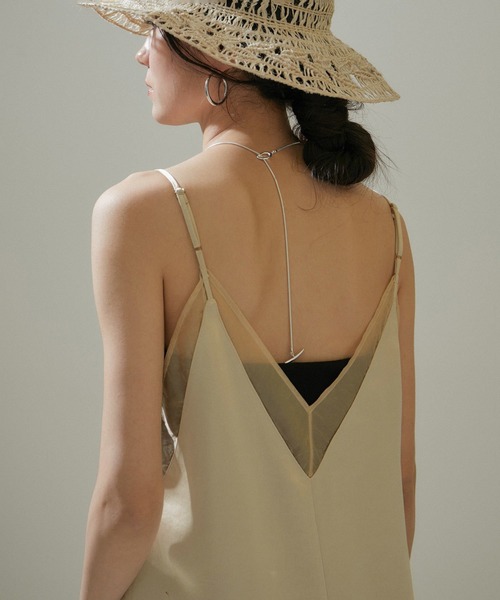 SALON adam et rope'（サロン アダム エ ロペ）の「コットンリブカップ付きベアキャミ（チューブトップ・レディース・ホワイト/ブラック・FREE）」の17枚目の写真