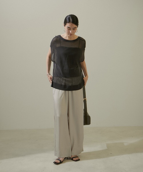 SALON adam et rope'（サロン アダム エ ロペ）の「コットンリブカップ付きベアキャミ（チューブトップ・レディース・ホワイト/ブラック・FREE）」の22枚目の写真