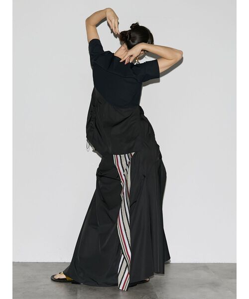 UN3D.（アンスリード）の「トーションレースタックスカート（スカート・レディース・レッド/グリーン・36/38）」の22枚目の写真