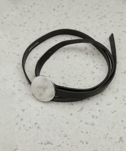 ADAM ET ROPE'（アダムエロペ）の「【サステナブル】ラウンドバックルベルト（ベルト・レディース・シルバー/ゴールド・FREE）」の14枚目の写真