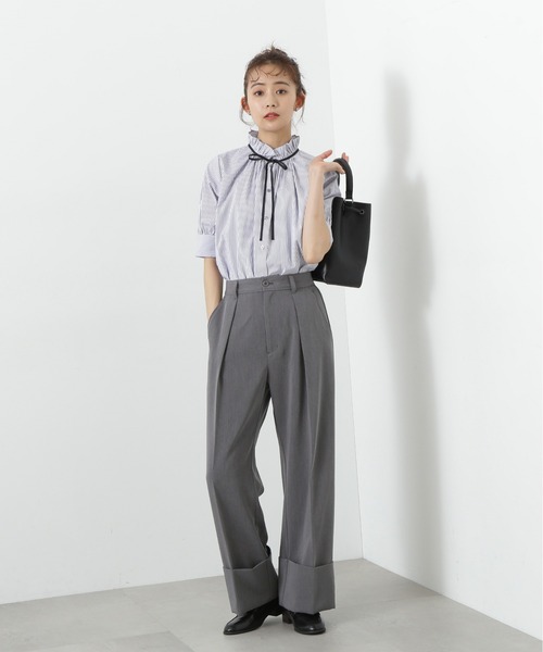 N.（N. Natural Beauty Basic）（エヌエヌナチュラルビューティーベーシック）の「◆フリルネックバイカラーリボンブラウス（シャツ/ブラウス・レディース・ブルー系その他/オフホワイト/グレー系その他・MEDIUM）」の9枚目の写真