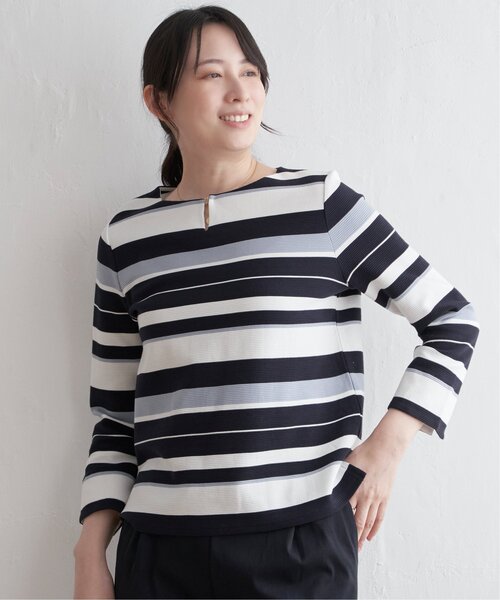 IKKA LOUNGE(イッカラウンジ)の「テンカンボーダーキーネックプルオーバー(Tシャツ/カットソー・レディース・グレー/ブルー・M/L/S)」の3枚目の写真