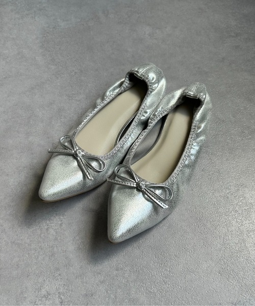Thevon（ゼボン）の「ギャザーバレエパンプス（パンプス・レディース・シルバー/ブラック/ゴールド・L/M/S）」の6枚目の写真