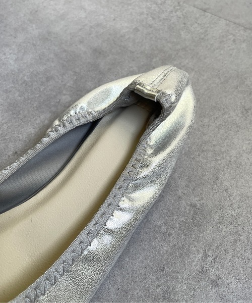 Thevon（ゼボン）の「ギャザーバレエパンプス（パンプス・レディース・シルバー/ブラック/ゴールド・L/M/S）」の9枚目の写真