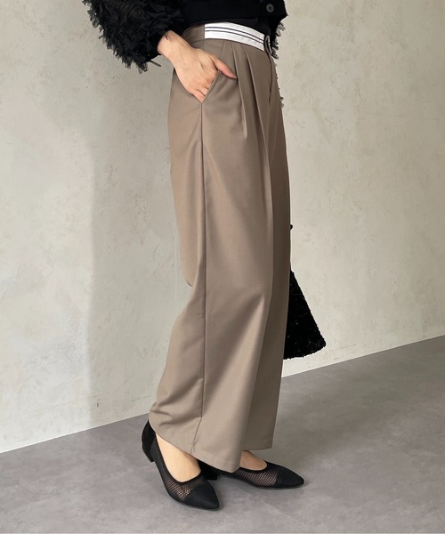 Thevon（ゼボン）の「マーベルトタックワイドパンツ（スラックス・レディース・ベージュ/グレー/ブラック・FREE）」の12枚目の写真