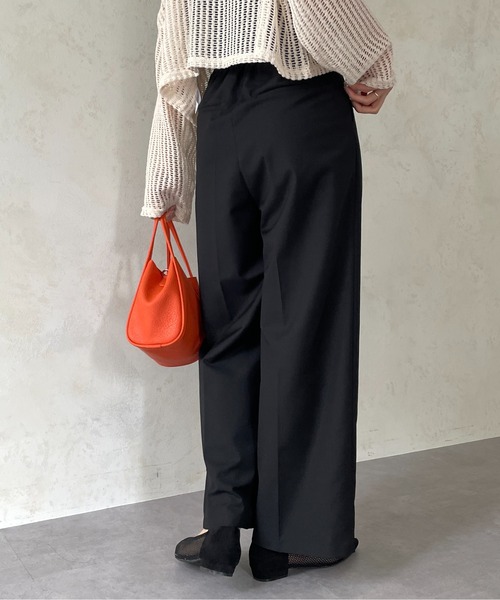 Thevon（ゼボン）の「マーベルトタックワイドパンツ（スラックス・レディース・ベージュ/グレー/ブラック・FREE）」の7枚目の写真