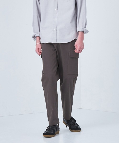 green label relaxing(グリーンレーベルリラクシング)の「【ZOZO限定】スリム カーゴパンツ(カーゴパンツ・メンズ・ブラック/オリーブ/ダークグレー・S-Short/S-Regular/M-Short/M-Regular/L-Short/L-Regular/XL-Short/XL-Regular)」の2枚目の写真