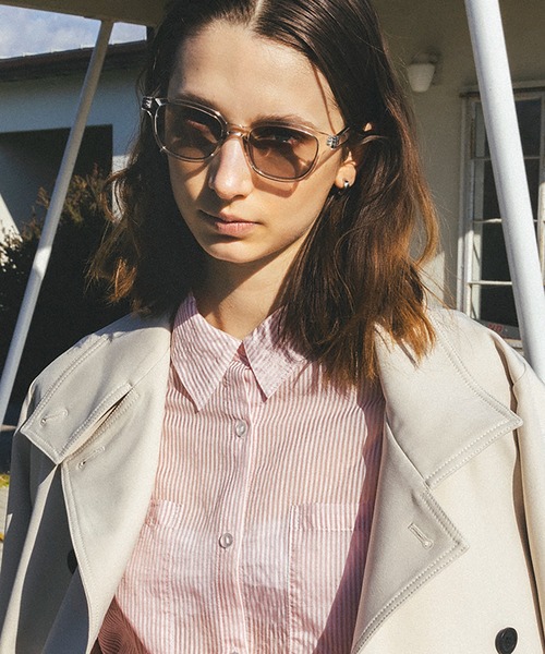 N.（N. Natural Beauty Basic）（エヌエヌナチュラルビューティーベーシック）の「◆ライトフレームサングラス（サングラス・レディース・ブラック/クリア/ブラウン・FREE）」の3枚目の写真