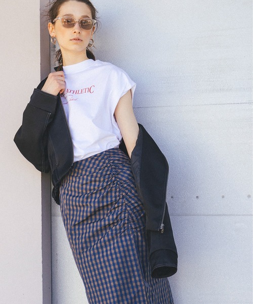 N.（N. Natural Beauty Basic）（エヌエヌナチュラルビューティーベーシック）の「◆ライトフレームサングラス（サングラス・レディース・ブラック/クリア/ブラウン・FREE）」の4枚目の写真