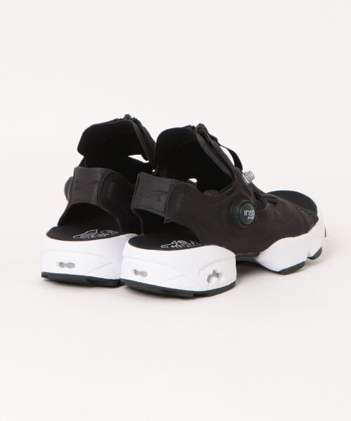 Reebok(リーボック)の「【Reebok 】INSTAPUMP FURY SANDAL ZIP (リーボック インスタポンプ フューリー サンダル ジップ) 100074873/100202019/100202020【厚底】(サンダル・レディース・ホワイト×ホワイト/ベージュ/ブラック×ホワイト・23.0cm/24.0cm/25.0cm)」の4枚目の写真