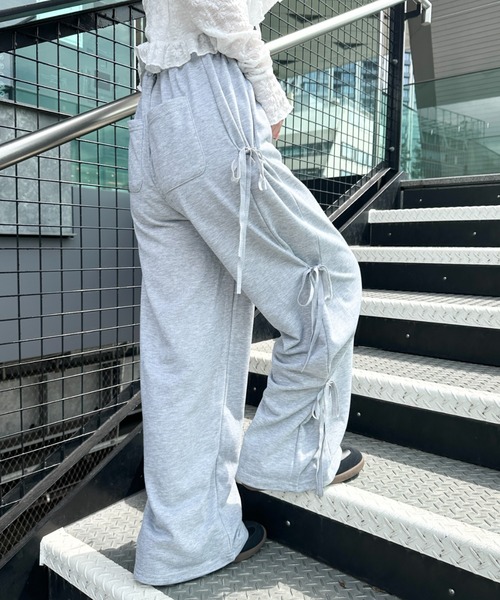 CLEA(クレア)の「サイドリボンワイドスウェットパンツ(スウェットパンツ・レディース・グレー/ブラック/ピンク・FREE)」の3枚目の写真