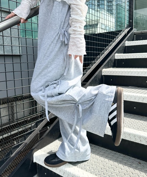 CLEA(クレア)の「サイドリボンワイドスウェットパンツ(スウェットパンツ・レディース・グレー/ブラック/ピンク・FREE)」の16枚目の写真