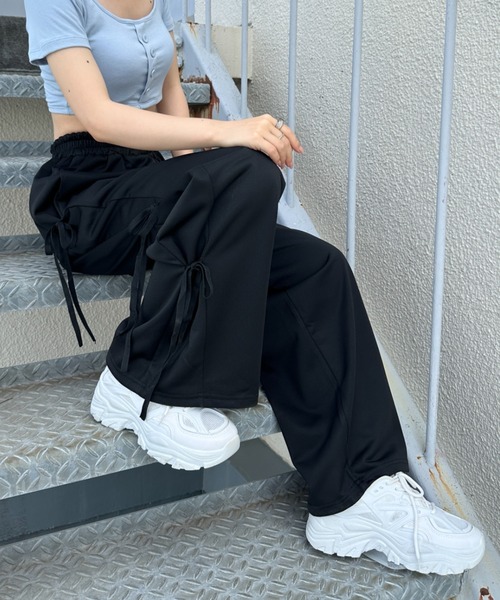 CLEA(クレア)の「サイドリボンワイドスウェットパンツ(スウェットパンツ・レディース・グレー/ブラック/ピンク・FREE)」の7枚目の写真