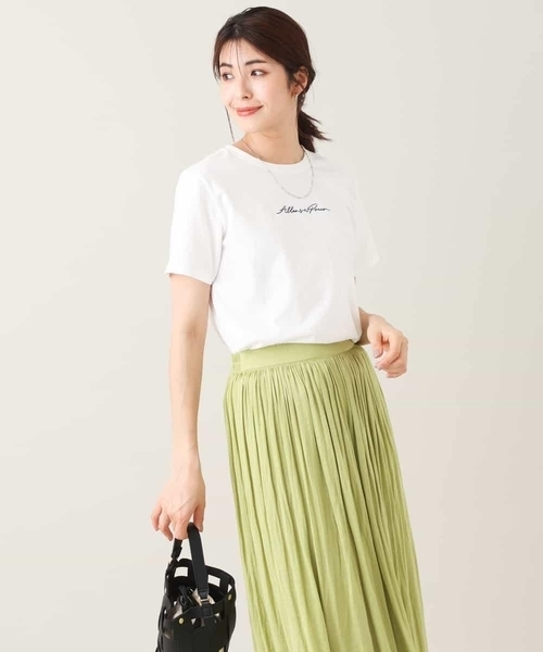 a.v.v(アーヴェヴェ)の「刺繍ロゴTシャツ(Tシャツ/カットソー・レディース・ブラック/ホワイト/ライトグレー/チャコールグレー/グレイッシュベージュ・34/38/40/42/36)」の8枚目の写真