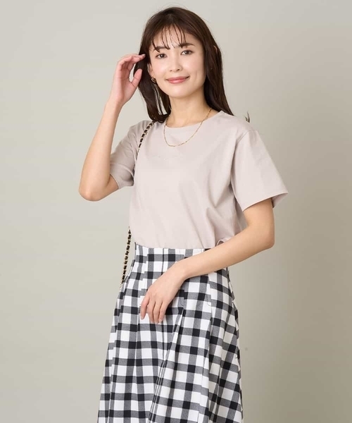 a.v.v(アーヴェヴェ)の「刺繍ロゴTシャツ(Tシャツ/カットソー・レディース・ブラック/ホワイト/ライトグレー/チャコールグレー/グレイッシュベージュ・34/38/40/42/36)」の17枚目の写真