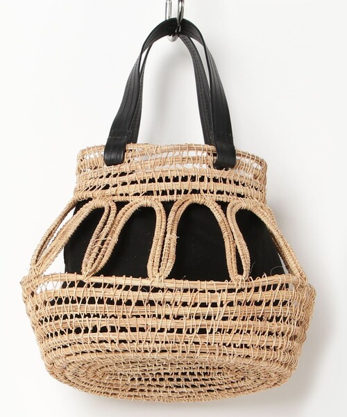 fredy emue(フレディエミュ)の「【TARANGO/タランゴ】レザーハンドルパームカゴバッグ(かごバッグ・レディース・オフホワイト/ブラック・FREE)」の12枚目の写真