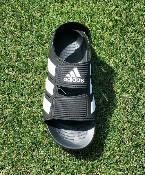 adidas（アディダス）の「adidas/アディダス キッズ サンダル ALTASWIM 2.0 C ID2839（サンダル・キッズ・ブラック・19.0cm/22.0cm/21.0cm/20.0cm/18.0cm）」の6枚目の写真