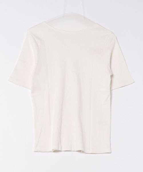 and it_(アンドイット)の「Vネック5分袖コットンリブTシャツ(Tシャツ/カットソー・レディース・オフホワイト/ベージュ・M/L)」の8枚目の写真