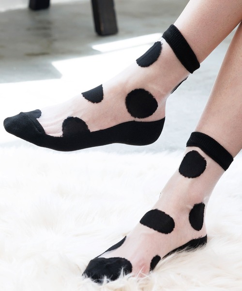 mili an deni（ミリアンデニ）の「透かしジャガードソックス（ソックス/靴下・レディース・ブラック系その他/グレー系その他/ブラック系その他2/ブラック系その他3/グレー系その他2/オフホワイト・F）」の3枚目の写真