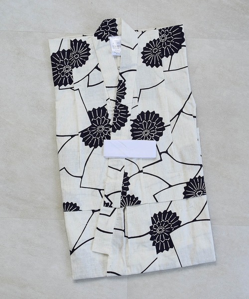キッズ浴衣3点セット ニコアンティーク 白地に紺の扇面と菊（浴衣）｜utatane（ウタタネ）
