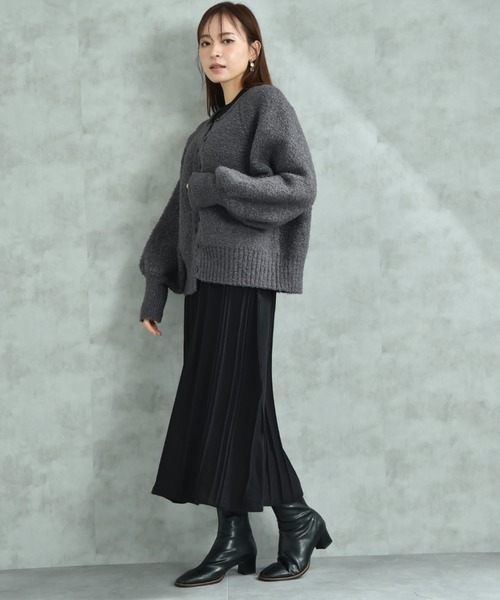 INTERPLANET（インタープラネット）の「ラメ混ショート丈ラグランカーディガン（カーディガン/ボレロ・レディース・ベージュ/チャコールグレー・FREE）」の11枚目の写真