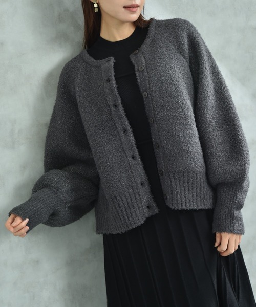 INTERPLANET（インタープラネット）の「ラメ混ショート丈ラグランカーディガン（カーディガン/ボレロ・レディース・ベージュ/チャコールグレー・FREE）」の7枚目の写真