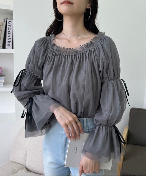 one after another NICE CLAUP(ワンアフターアナザーナイスクラップ)の「袖リボンチュールブラウス/WEB限定アイテム(シャツ/ブラウス・レディース・チャコールグレー/アイボリー/ホワイト系その他・FREE)」の10枚目の写真