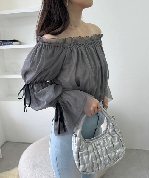 one after another NICE CLAUP(ワンアフターアナザーナイスクラップ)の「袖リボンチュールブラウス/WEB限定アイテム(シャツ/ブラウス・レディース・チャコールグレー/アイボリー/ホワイト系その他・FREE)」の14枚目の写真
