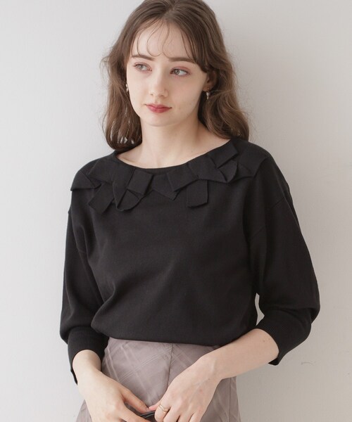 couture brooch（クチュールブローチ）の「◆【ほろ甘フェミニンニット】リボンネックニット（ニット/セーター・レディース・ブラック系3/アイボリー系3/ブラウン系その他5・38/42）」の2枚目の写真