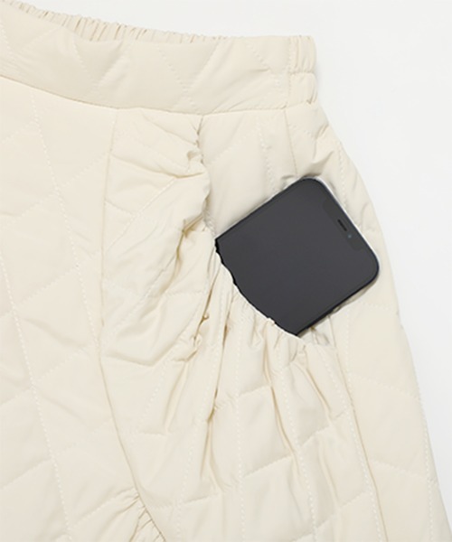Fit more(フィットモア)の「【ZOZO限定商品】キルティングフレアスカート(スカート・レディース・ブラック/アイボリー・SHORT/LONG)」の14枚目の写真