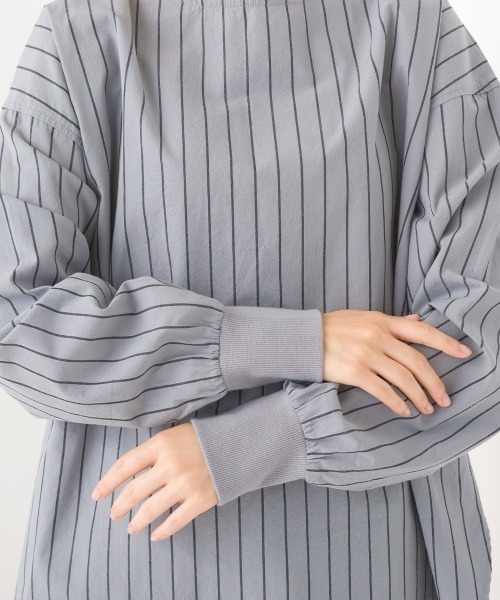 OMNES（オムネス）の「製品洗いコットンブロード裾ラウンドレイヤードブラウス（シャツ/ブラウス・レディース・ホワイト/ブラック系その他/ブラック系その他2/ライトグレー/グレー系その他/ベージュ系その他/ベージュ系その他2/ブルー系その他/ベージュ系その他3/ライトブルー・FREE）」の13枚目の写真