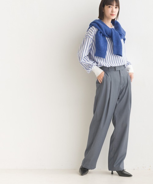 OMNES（オムネス）の「製品洗いコットンブロード裾ラウンドレイヤードブラウス（シャツ/ブラウス・レディース・ホワイト/ブラック系その他/ブラック系その他2/ライトグレー/グレー系その他/ベージュ系その他/ベージュ系その他2/ブルー系その他/ベージュ系その他3/ライトブルー・FREE）」の16枚目の写真