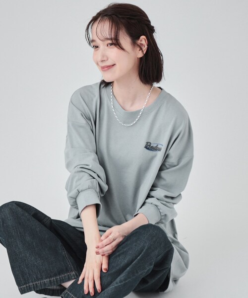 Cutie Blonde(キューティーブロンド)の「【洗える】サガラ刺繍オーバーサイズロンT(Tシャツ/カットソー・レディース・チャコールグレー/ホワイト系/ライトブルー/ブラック・00)」の4枚目の写真