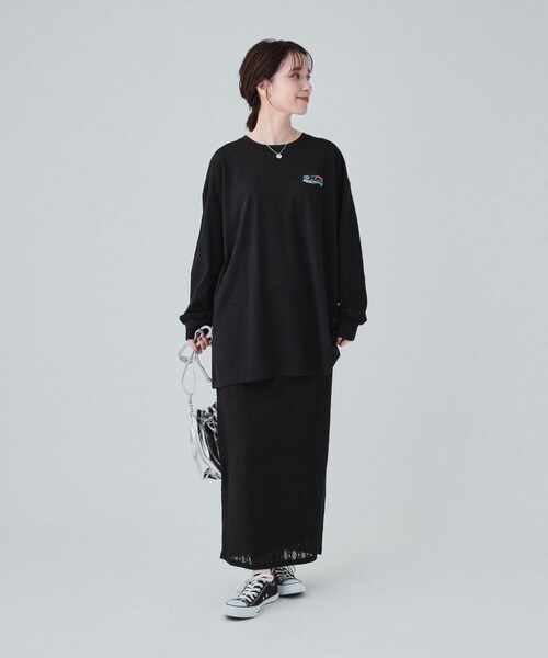 Cutie Blonde(キューティーブロンド)の「【洗える】サガラ刺繍オーバーサイズロンT(Tシャツ/カットソー・レディース・チャコールグレー/ホワイト系/ライトブルー/ブラック・00)」の11枚目の写真