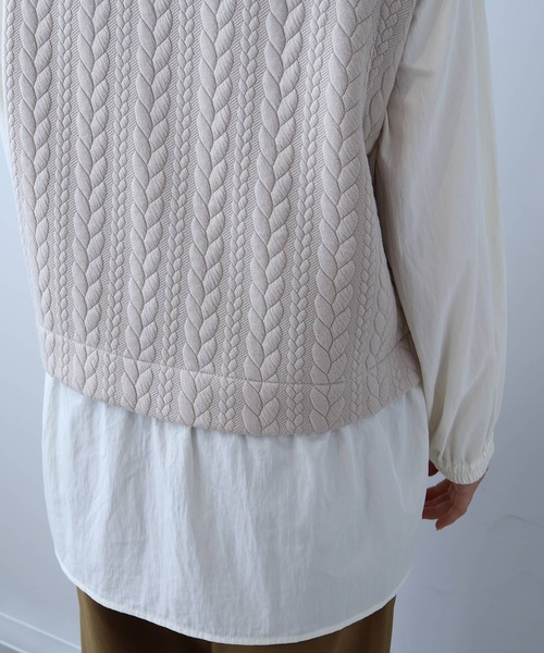 leswel(レスウェル)の「【L~5L 大きいサイズ】レイヤード風ケーブル切替チュニック(Tシャツ/カットソー・レディース・ブラック/クリーム・LL/3L/4L/5L/L)」の14枚目の写真