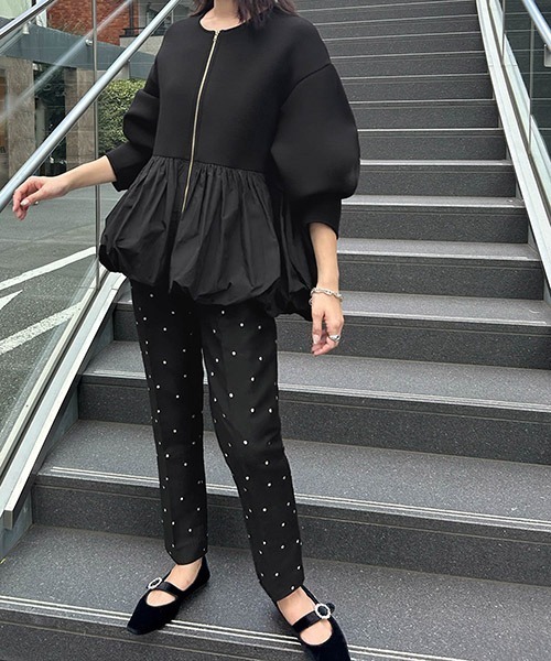 定価25,300円 新品 セルフォード ペプラムバルーンブルゾン ブラック CELFORD（セルフォード）の「撥水バルーンペプラムブルゾン（ブルゾン