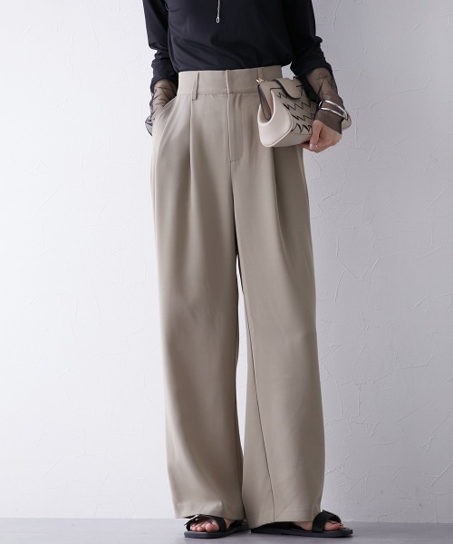 nissen（ニッセン）の「フロントタック入ワイドパンツ（スラックス・レディース・グリーン/ブラウン/ブラック/グレイッシュベージュ/チャコールグレー・S/M/L/LL）」の4枚目の写真